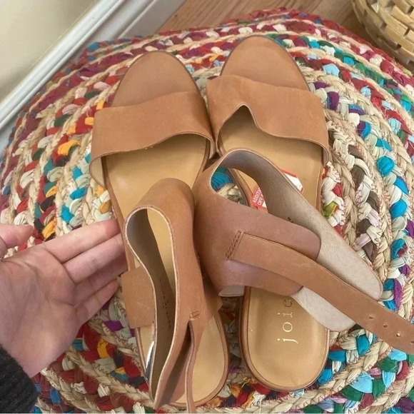 New  Joie tan block heels sandals - Picture 5 of 7